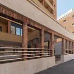 Vittoria Quarter Modern Apartment