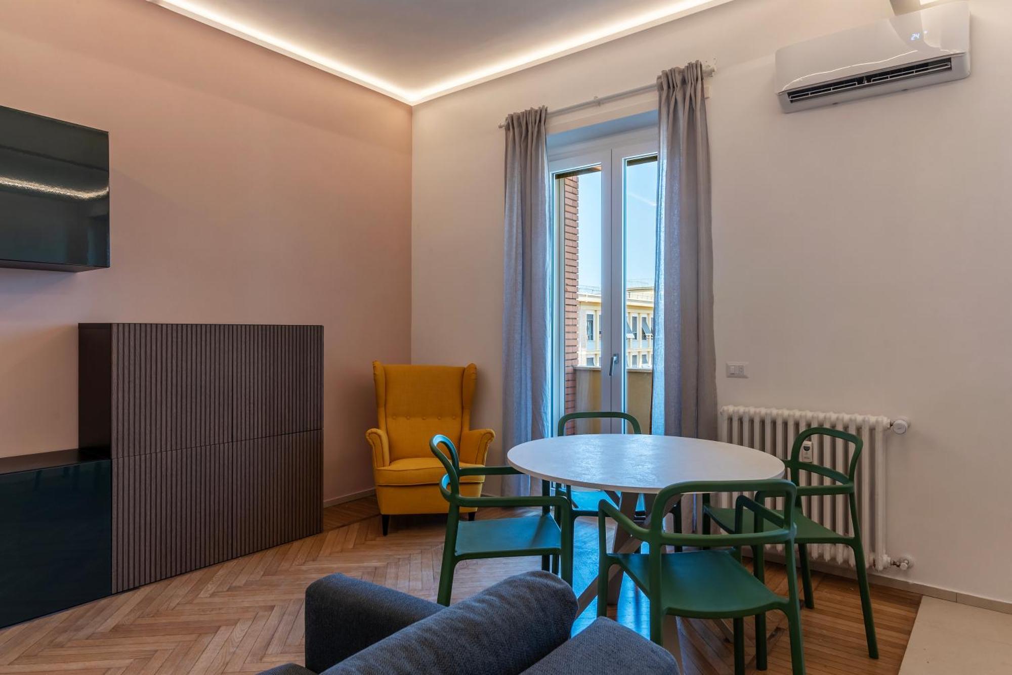 Vittoria Quarter Modern *